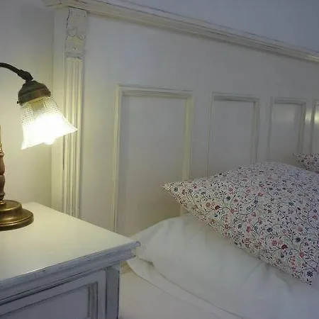 B&B Sarffy House 5*