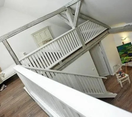 Bed & Breakfast Sarffy House Dörgicse