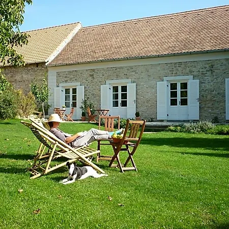 Bed and Breakfast Sarffy House Dörgicse